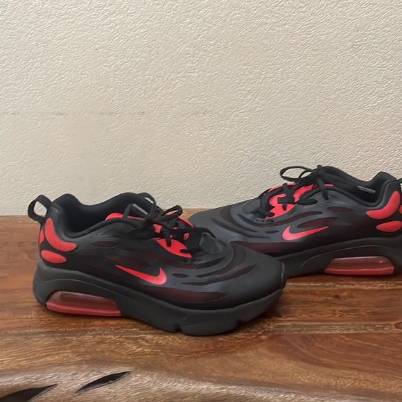 Nike Air Max Exosense Shoes - Picture 10 of 11